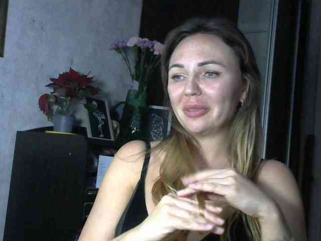 CuteFngelina CuteFngelina