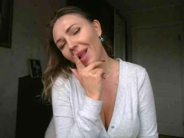 CuteFngelina