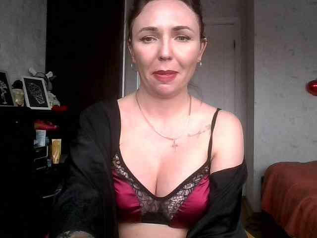 CuteAngelina webcam