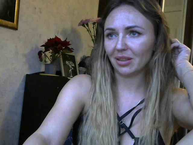 CuteFngelina CuteFngelina