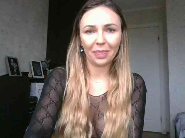 CuteAngelina webcam