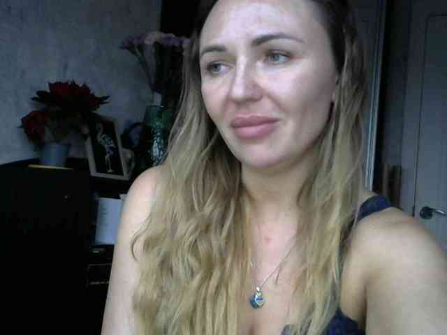 CuteFngelina CuteFngelina