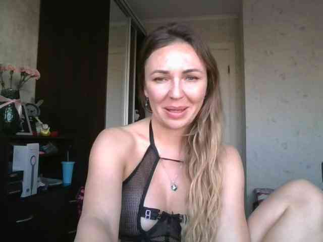 CuteAngelina webcam
