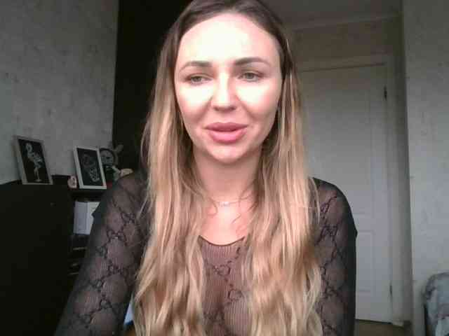 CuteAngelina webcam