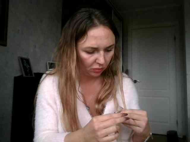 CuteAngelina webcam