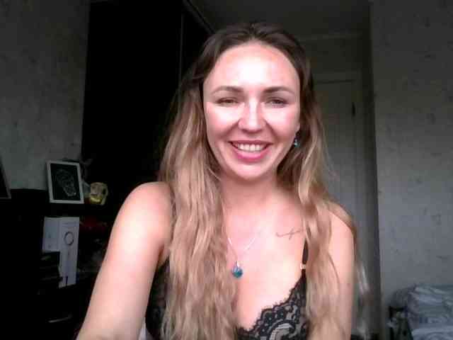 CuteAngelina webcam