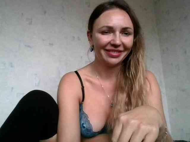 CuteAngelina webcam