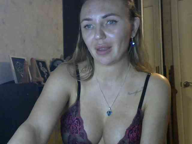 CuteFngelina CuteFngelina