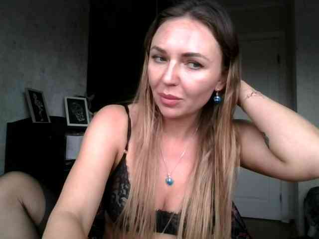 CuteAngelina webcam
