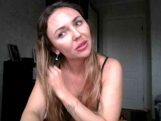 CuteAngelina webcam