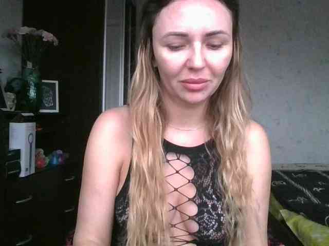 CuteFngelina CuteFngelina