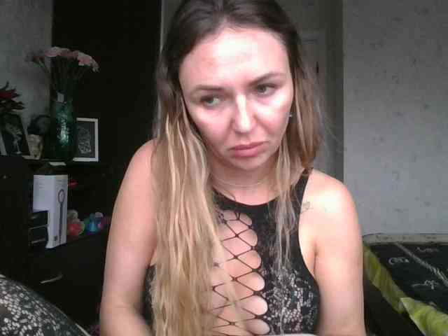 CuteFngelina CuteFngelina