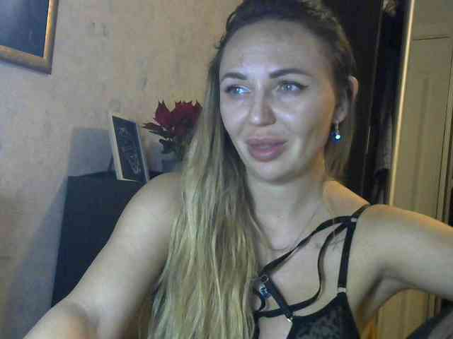 CuteAngelina webcam