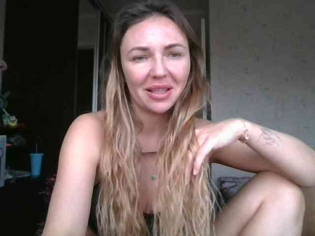 CuteAngelina webcam