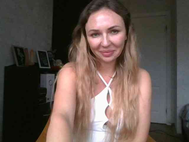 CuteAngelina webcam
