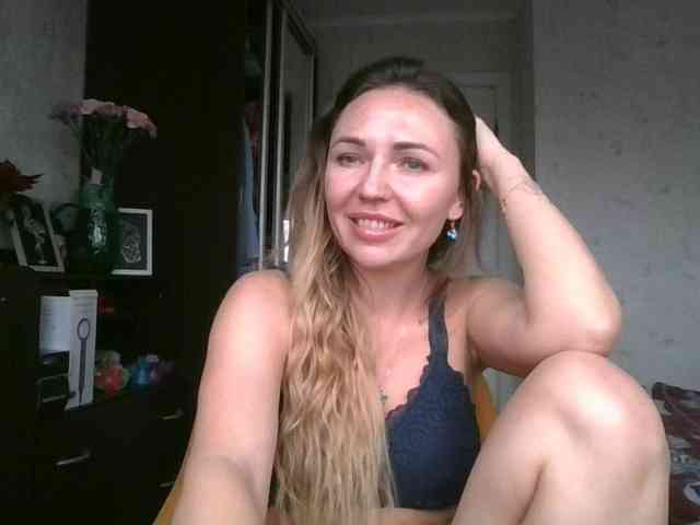 CuteFngelina CuteFngelina