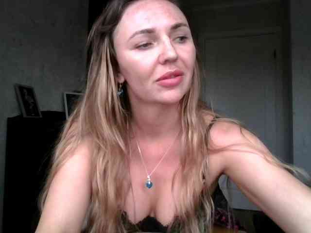 CuteAngelina webcam