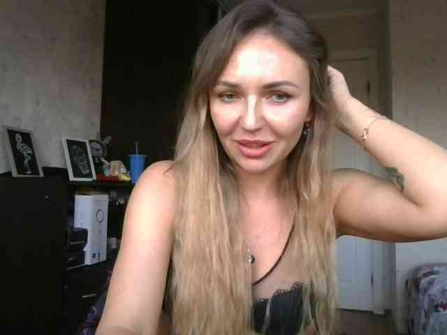 CuteAngelina webcam