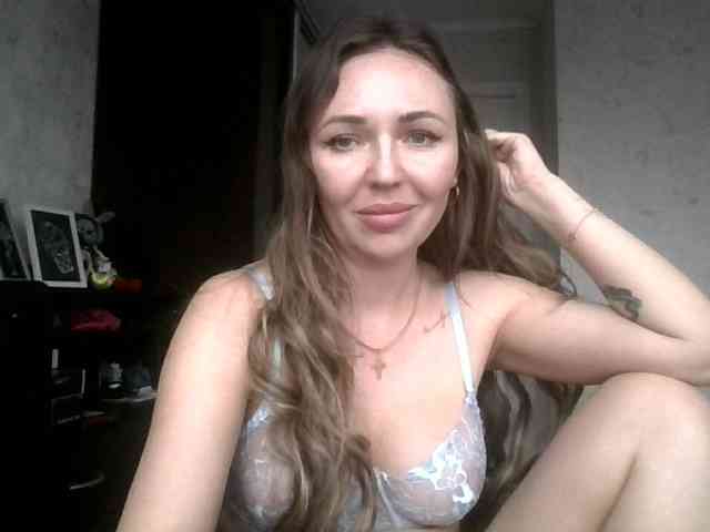CuteAngelina webcam