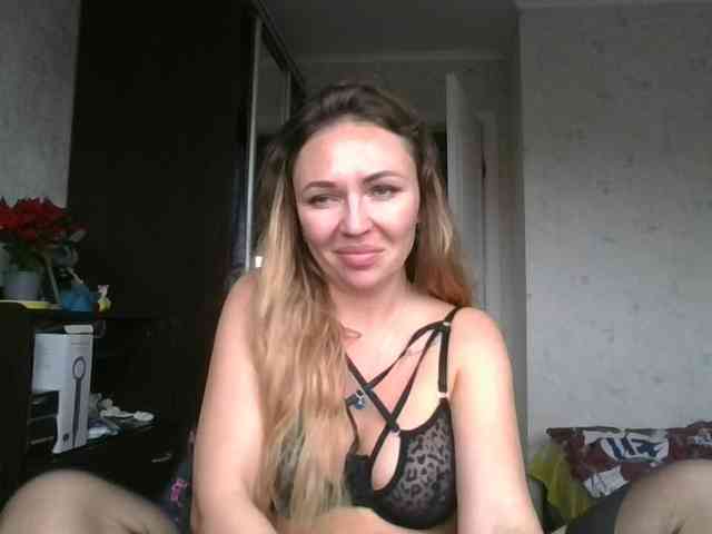 CuteAngelina webcam