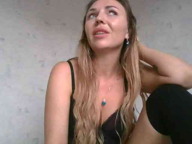 CuteAngelina webcam