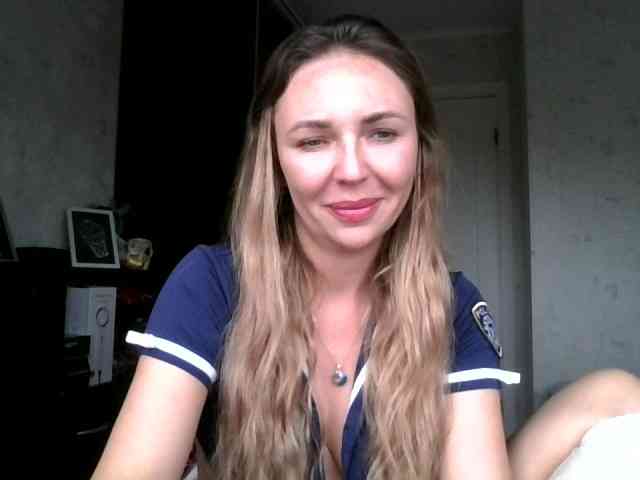 CuteAngelina webcam
