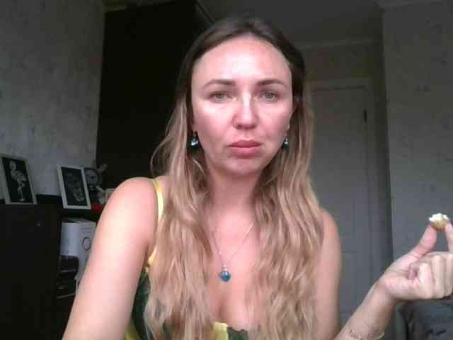 CuteFngelina CuteFngelina
