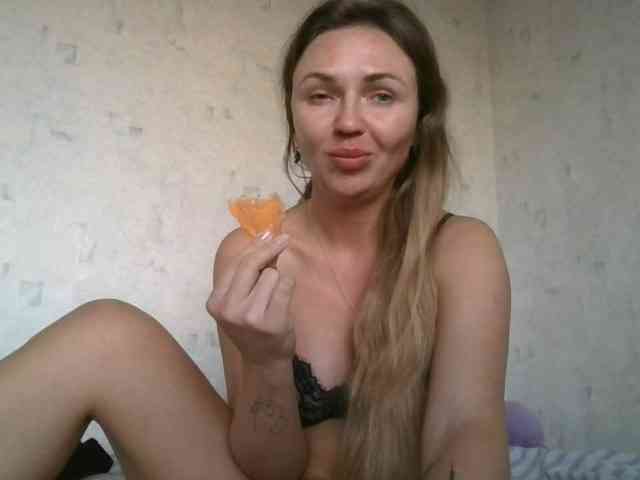 CuteAngelina webcam