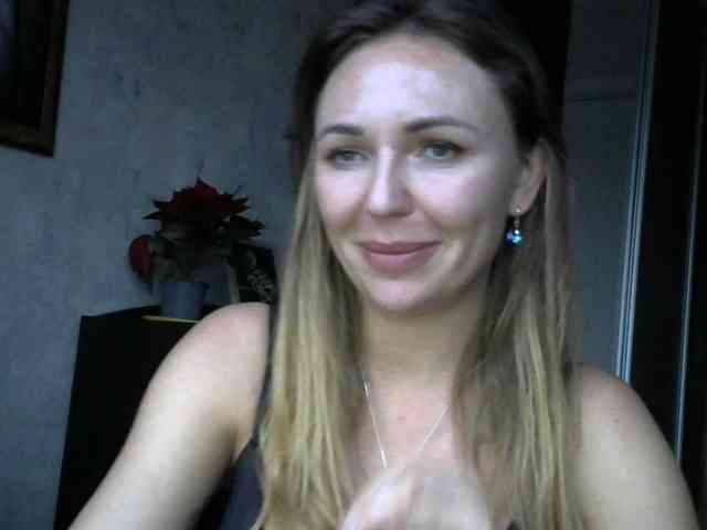 CuteFngelina CuteFngelina