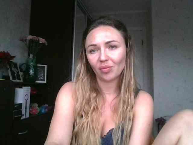 CuteFngelina CuteFngelina