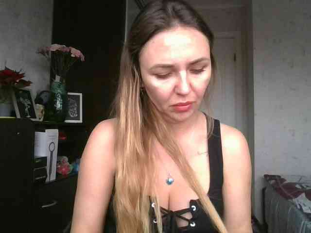 CuteFngelina CuteFngelina