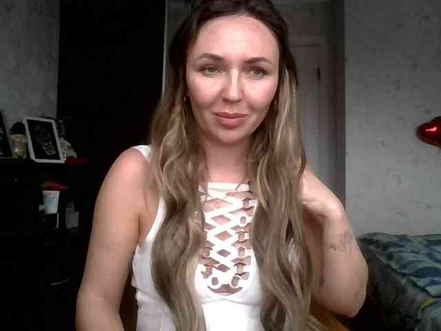 CuteFngelina CuteFngelina