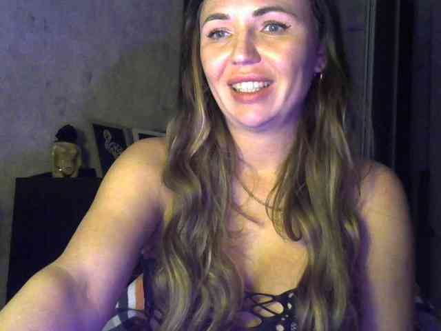 CuteAngelina webcam