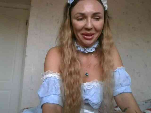 CuteAngelina webcam