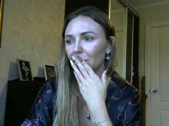 CuteAngelina webcam
