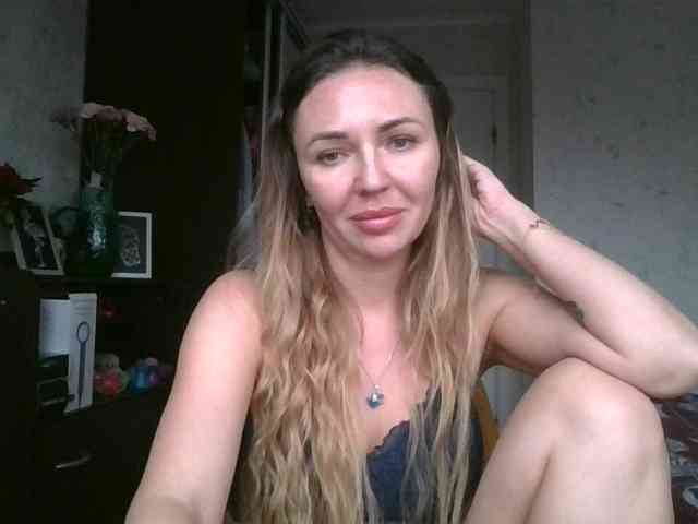 CuteFngelina CuteFngelina