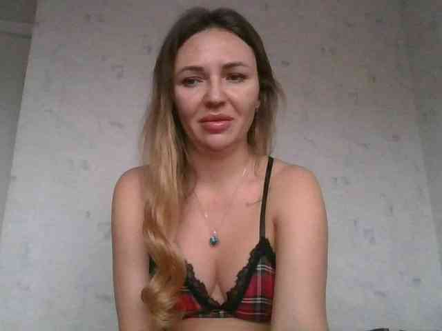 CuteFngelina CuteFngelina