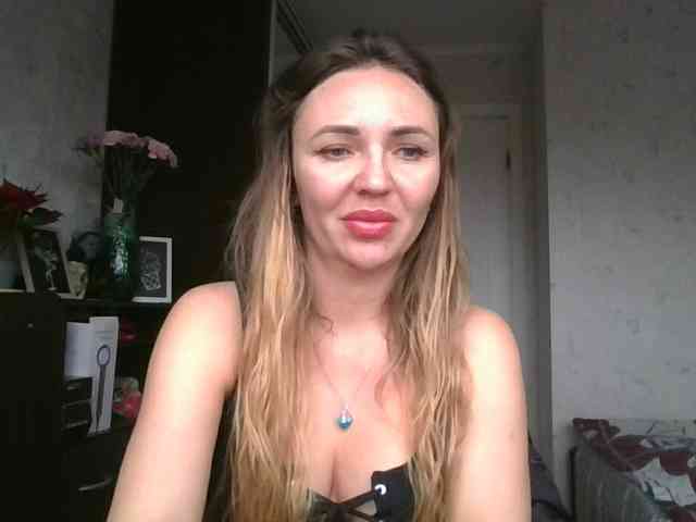 CuteFngelina CuteFngelina