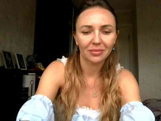 CuteAngelina webcam