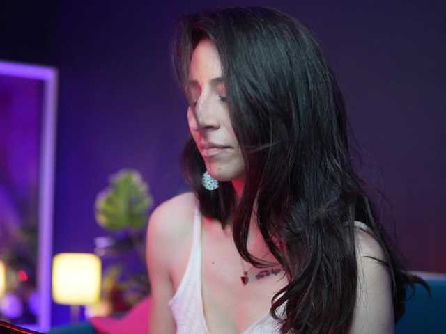 RubyRya's BongaCams show and profile