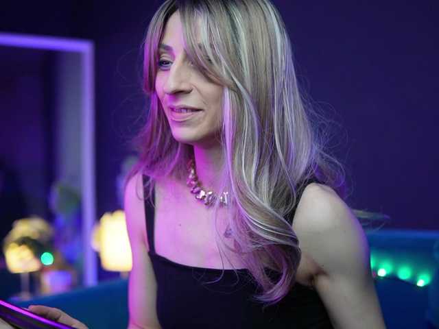 RubyRya's BongaCams show and profile