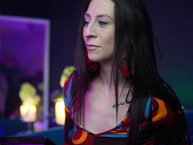 RubyRya's BongaCams show and profile