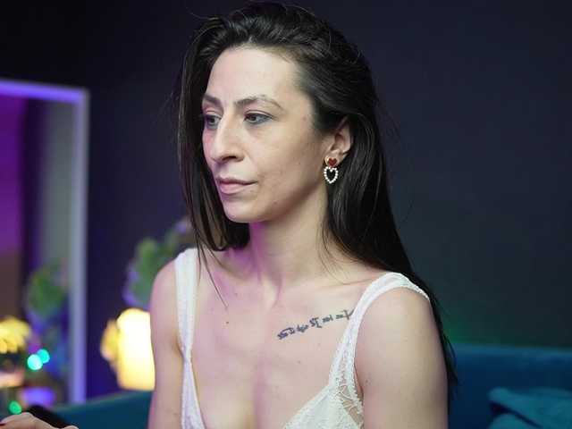 RubyRya's BongaCams show and profile