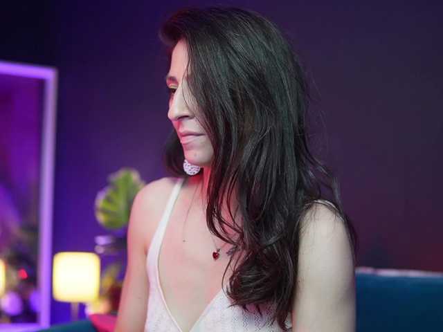 RubyRya's BongaCams show and profile