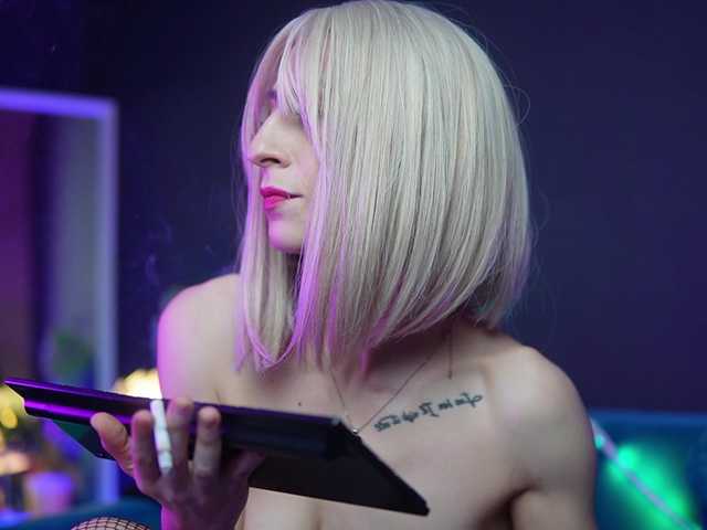 RubyRya's BongaCams show and profile