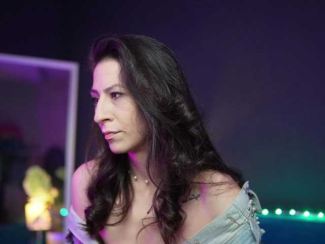 RubyRya's BongaCams show and profile