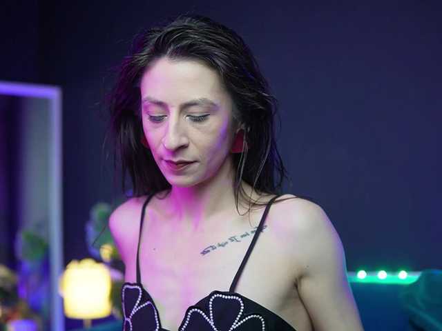 RubyRya's BongaCams show and profile