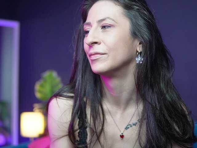 RubyRya's BongaCams show and profile