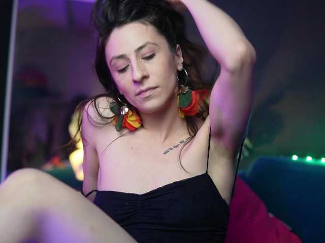 RubyRya's BongaCams show and profile