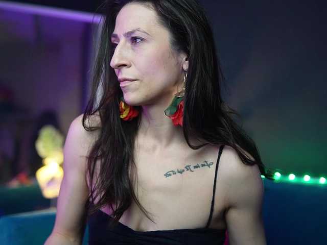 RubyRya's BongaCams show and profile